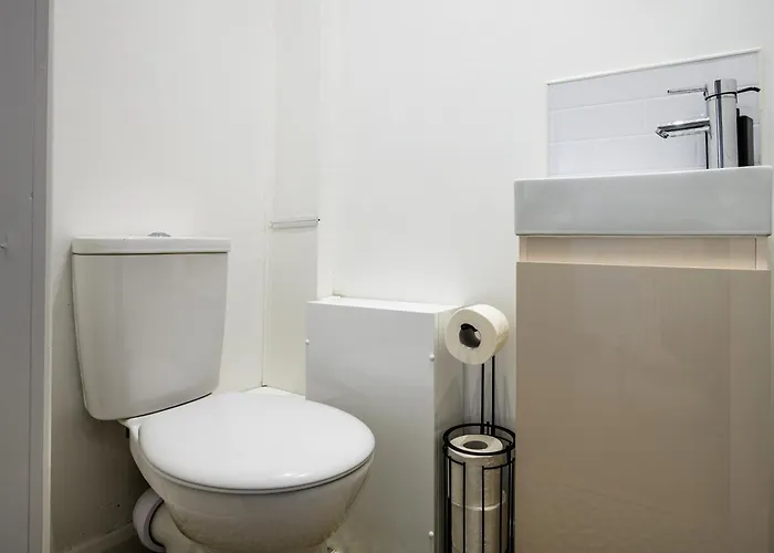 בית נופש Droylsden Eden - Next To Tram - Free Parking Near Coop- Live & Etihad Stadium מנצ'סטר