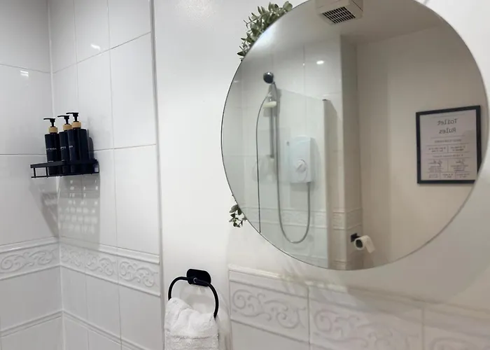 Апартаменты 2 Bedroom Near Etihad Stadium Манчестер