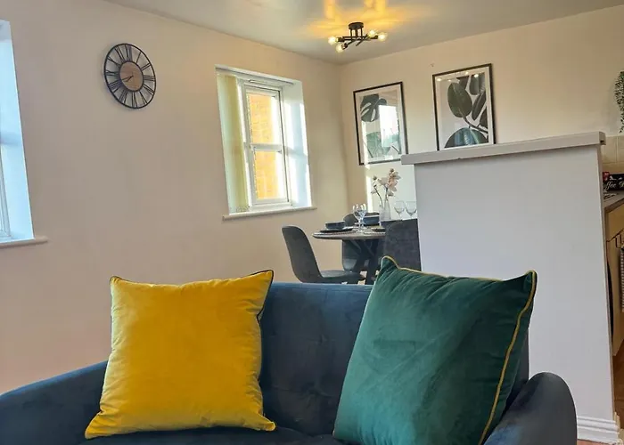 2 Bedroom Near Etihad Stadium Апартаменты Манчестер