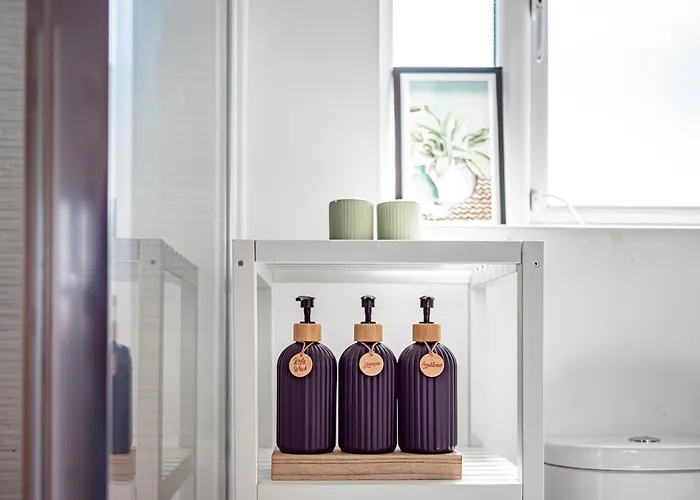 Chic Riverside Retreat Salford 4bd Free Parking *