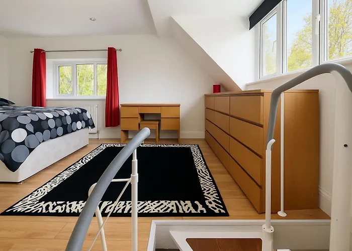 Amazing Flat In The Middle Of The Golf Course * Manchester