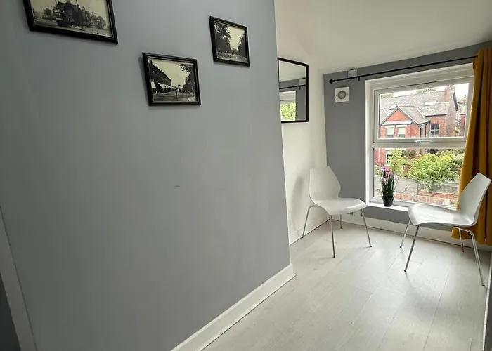 Bright, Modern & Comfortable 2-bedroom Apartmán Manchester