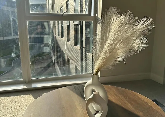 Apartament Modern 2 Bd - Mcr - Terrace - Parking *