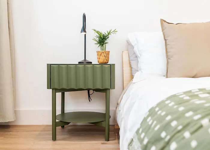 6-bedroom, 6-bathroom Contractor 펜션 *