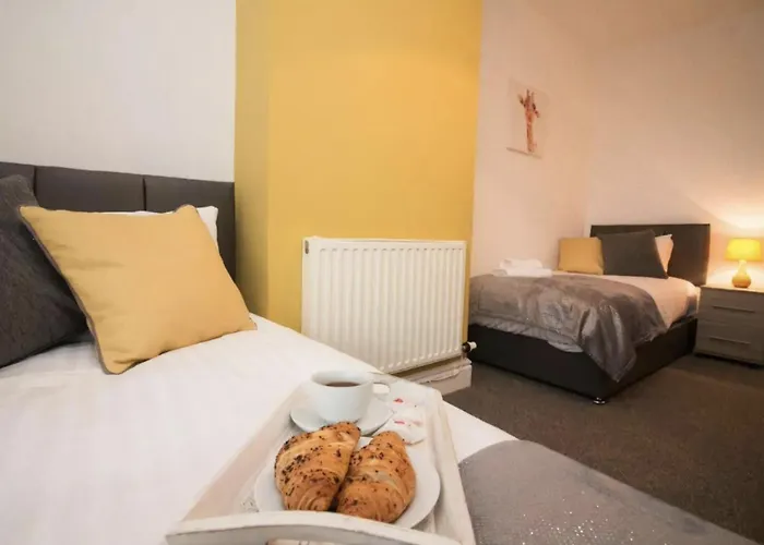 בית נופש In Eccles Salford *