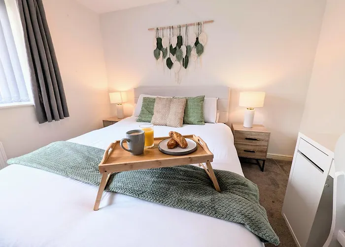 Reach - King Bed, Parking, 2 Tvs, O2 Apollo, Hospital & Oxford Road Tatil Evi