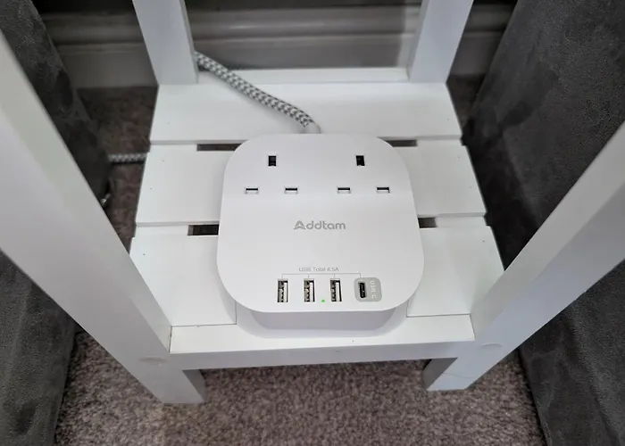 Reach - King Bed, Parking, 2 Tvs, O2 Apollo, Hospital & Oxford Road *