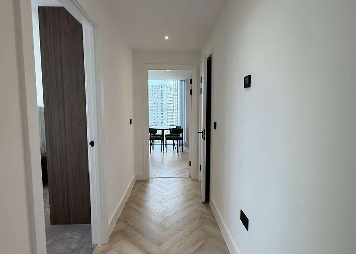 The Banks - Private Luxury 2-bed Flat