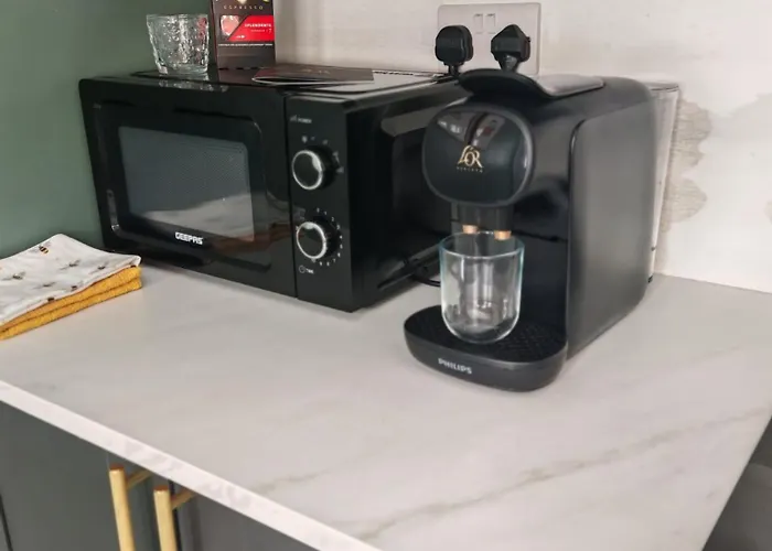 Chic & Modern Escape