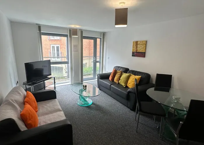 2 Bed Ensuite With Balcony And Free Onsite Secure Parking