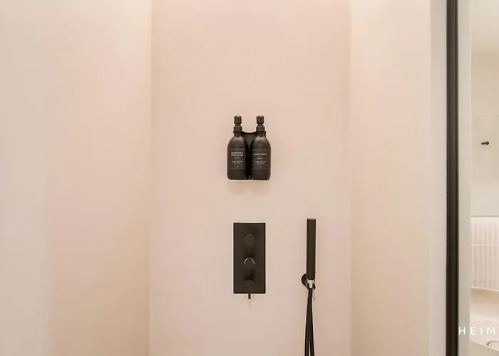 Ceramica By The Heim *