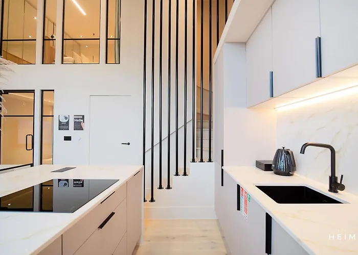 Ceramica By The Heim * Manchester