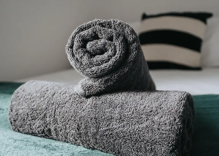 Pristine Old Trafford & Centre 2bd 2bt - Balcony *