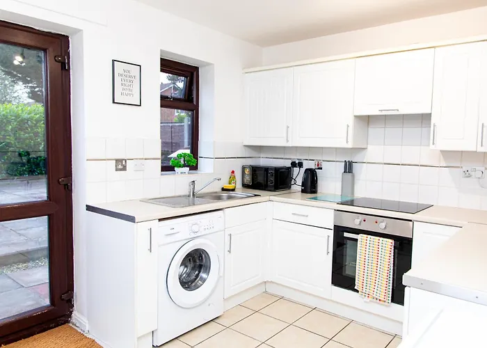 2bedroom Near Etihad Stadium & Coop Live Arena