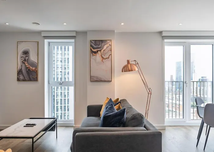 Stylish 2 Bdr By Torr Group Short Lets & Serviced With Free Wifi