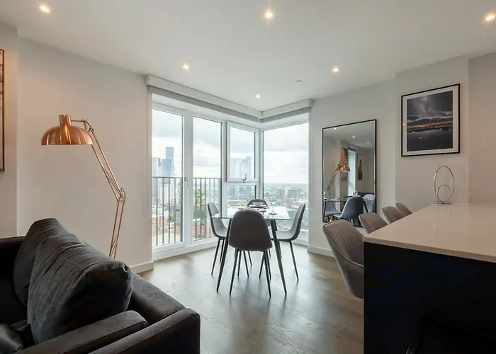 Stylish 2 Bdr By Torr Group Short Lets & Serviced With Free Wifi Apartamento