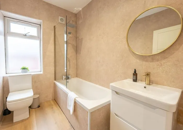 Luxury By Centre Etihad And Coop Live Tatil Evi *