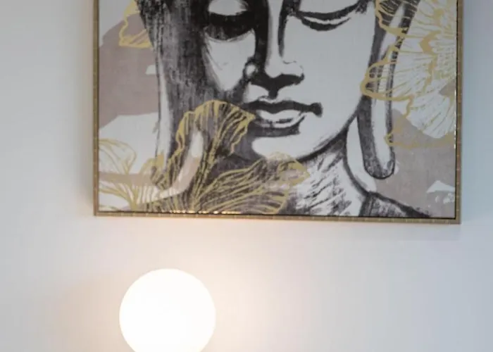 Luxury By Centre Etihad And Coop Live Tatil Evi *