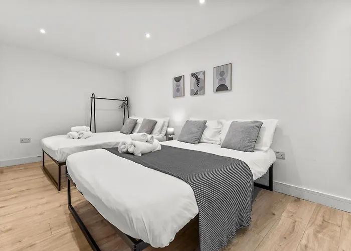 Heart Of The Centre - Serviced