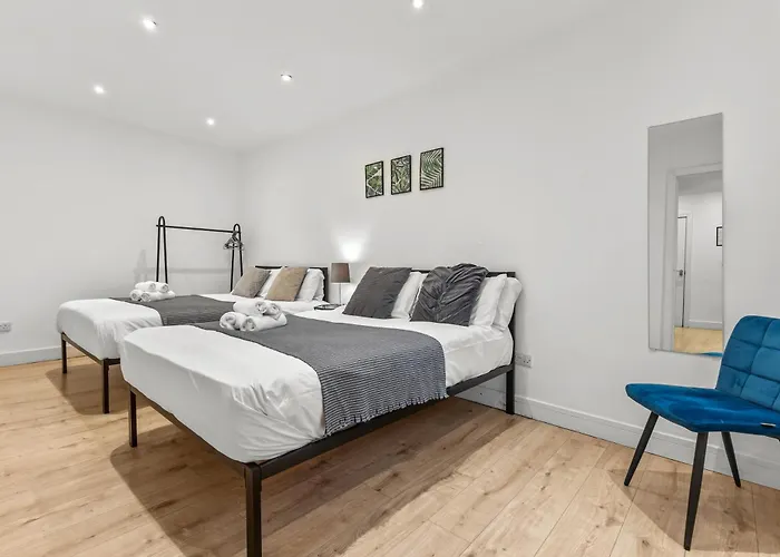 Heart Of The Centre - Serviced