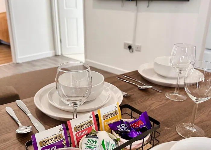 Apartman Chic & Modern 2br - Luxury Retreat *