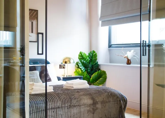 Stylish Escape - Walk To Chinatown * Mánchester