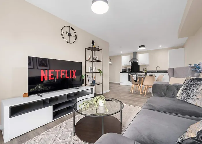 2 Bed Free Parking Mcr By Superhost *