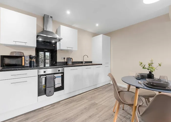 2 Bed Free Parking Mcr By Superhost Manchester