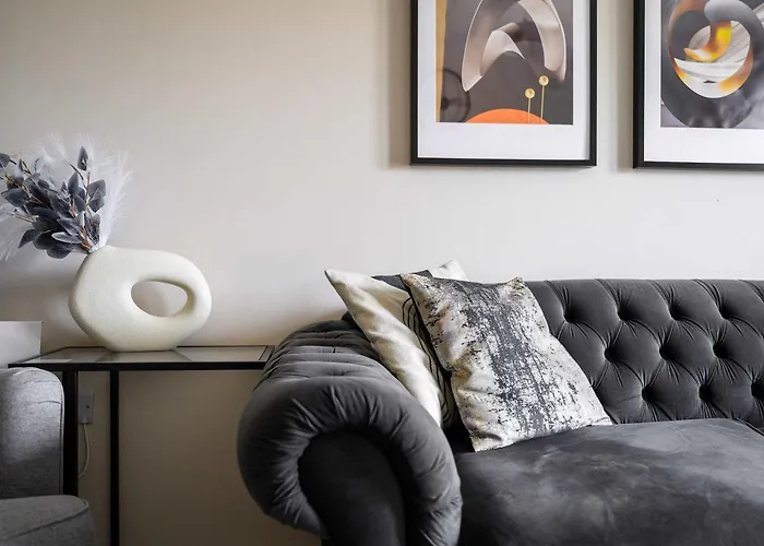 2 Bed Free Parking Mcr By Superhost 아파트