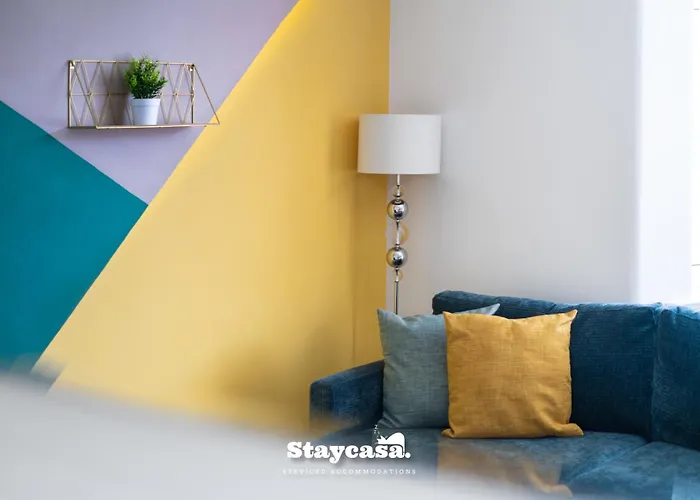 Сasa de vacaciones 3-bedroom House W Free Parking Near Man… - 20042 Mánchester