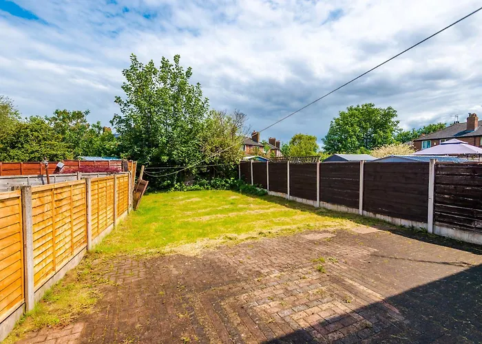 Driveway Stunning 3bedroom In Withington *