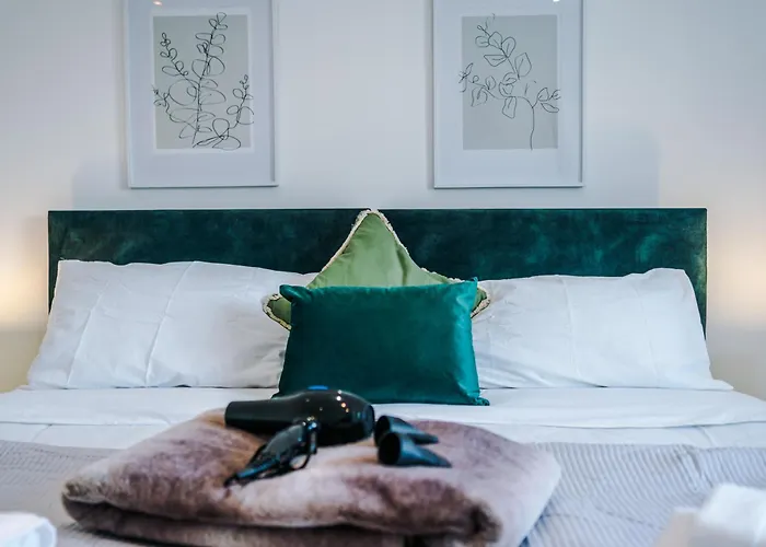 Driveway Stunning 3bedroom In Withington * Manchester