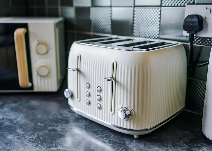 Driveway Stunning 3bedroom In Withington Tatil Evi