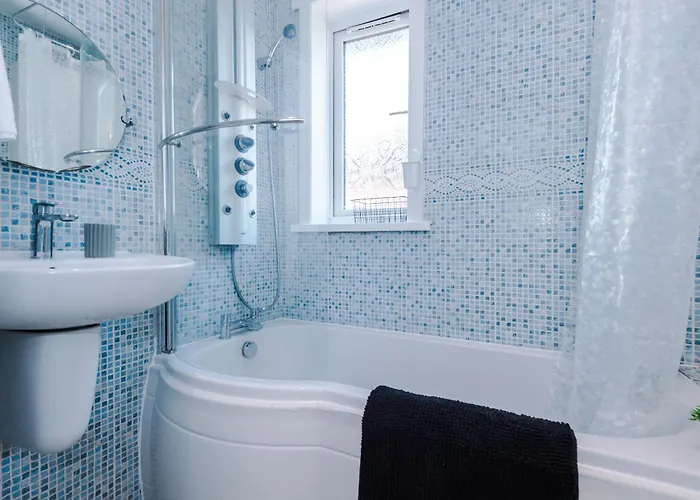 Driveway Stunning 3bedroom In Withington *