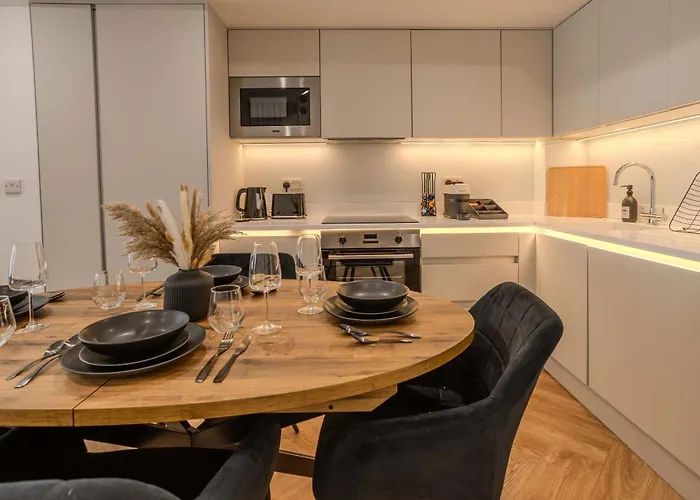 The Hidden - 4br Townhome Roof *