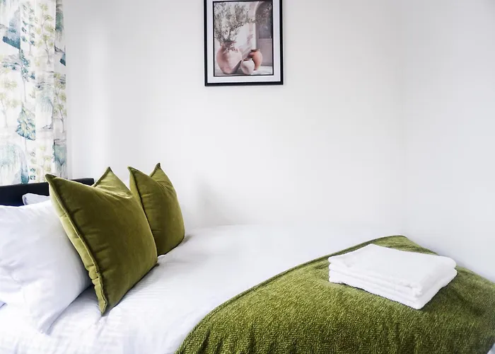 Spacious 3br Near Etihad And Coop Live - Free Parking! * Mánchester