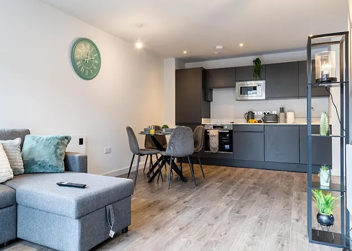 Centre , Old Trafford , Gym * Manchester