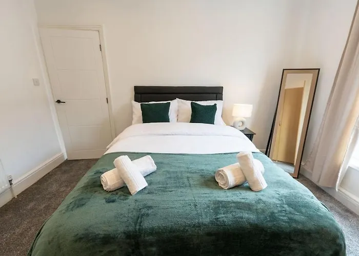 Luxury 1-bed Near Mcr Hospital & Centre *