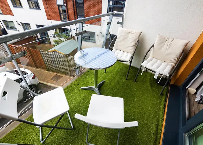 Five Star Rated * Manchester