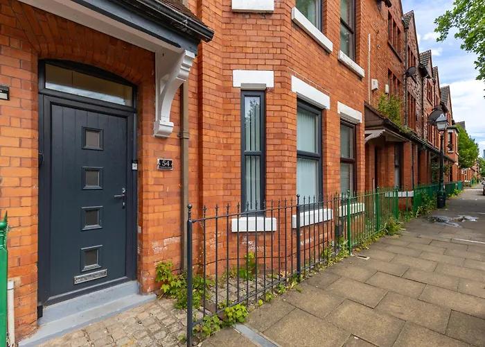 Dom wakacyjny Modern Centre Townhouse Sleeps 10 & Parking Manchester