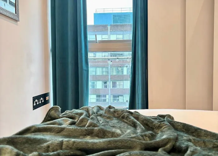 The Lowry River Executive 2 Bed Manchester