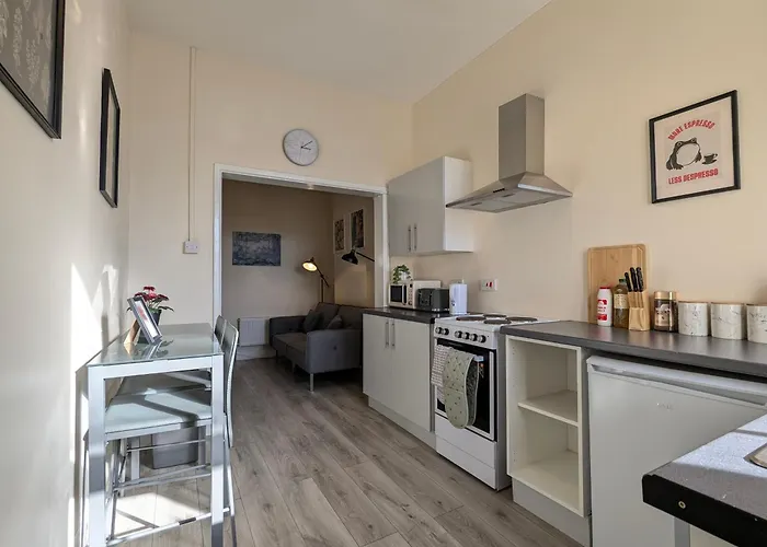 Modern Near Centre 맨체스터