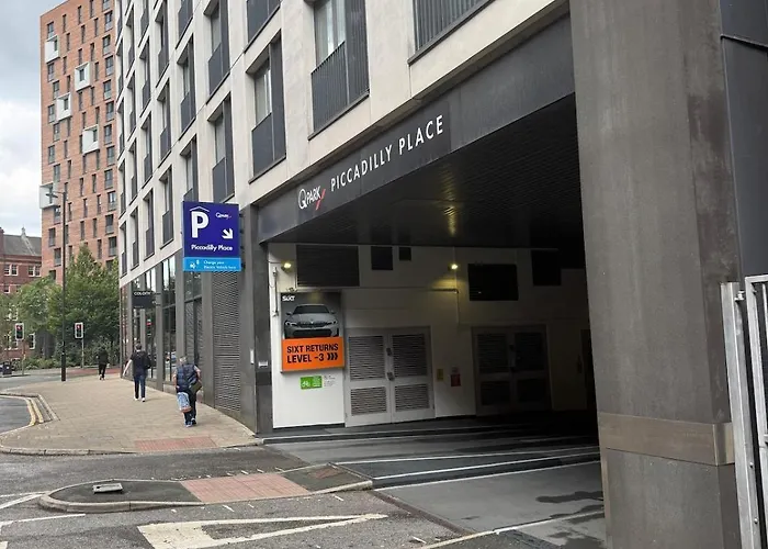 Cosy By Piccadilly Station 아파트