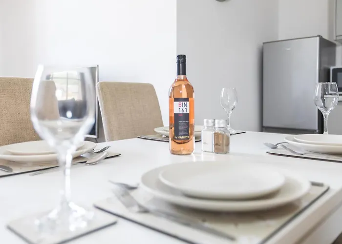 Retreat, Free Parking & Sleeps 5 Apartamento Manchester