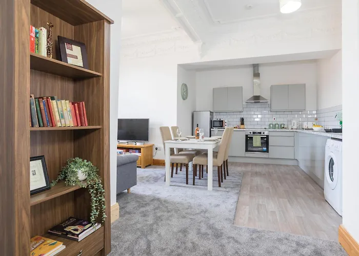 Retreat, Free Parking & Sleeps 5 Apartamento Manchester