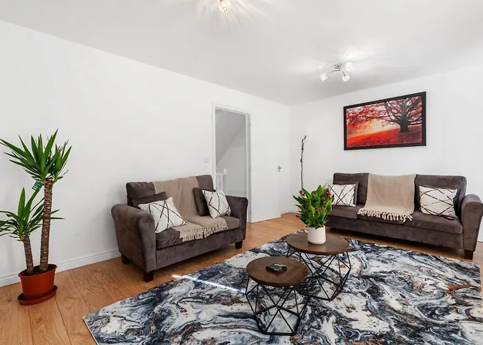 Spacious 4-bed Near Links * Mánchester