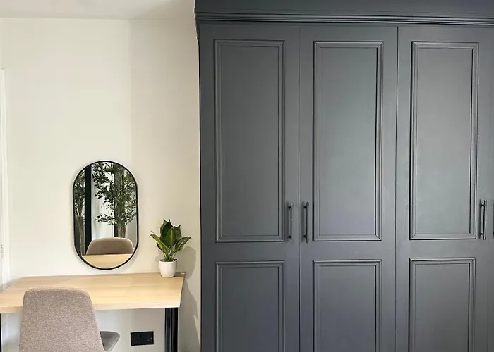 2Br House - Short Lets & Serviced Accommodation Manchester Ideal For Contractors With Free Parking * Manchester