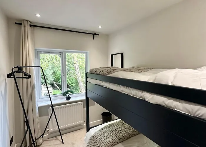 Convenient House By Ankers Contractors With Free Parking Сasa de vacaciones Mánchester