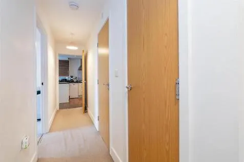 Morden 2br With Views מנצ'סטר