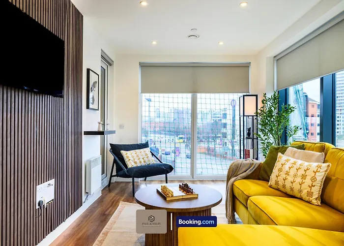 Salford Centre Flat By Paul & Malin Short Term Agency Mediacityuk & Stadium Nearby Appartamento